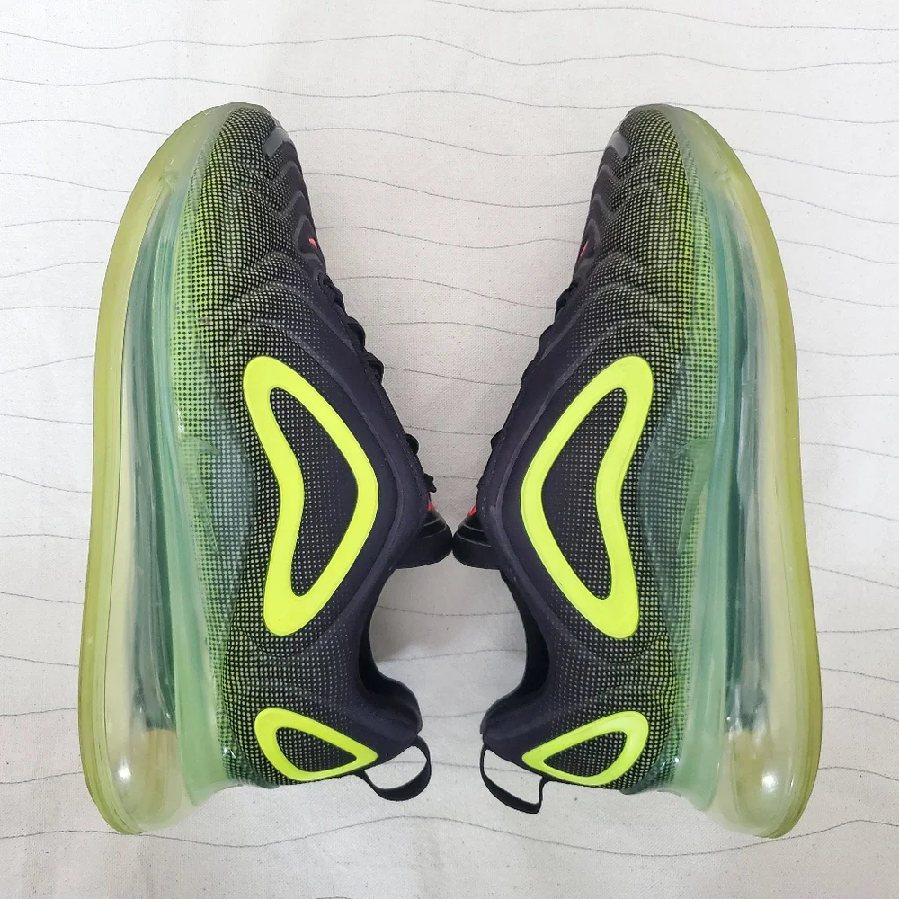 Nike Youth Air Max 720 Retro Future Size 7Y Black Volt Crimson Shoes AQ3196-005 - Picture 11 of 16